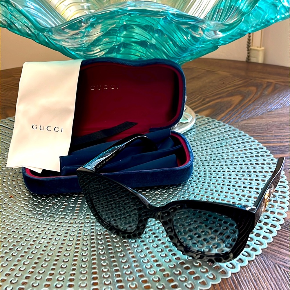 Brand New Gucchi sunglass 😎